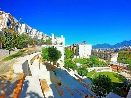 Deluxe Flat With Garden_tirana Lägenhet *